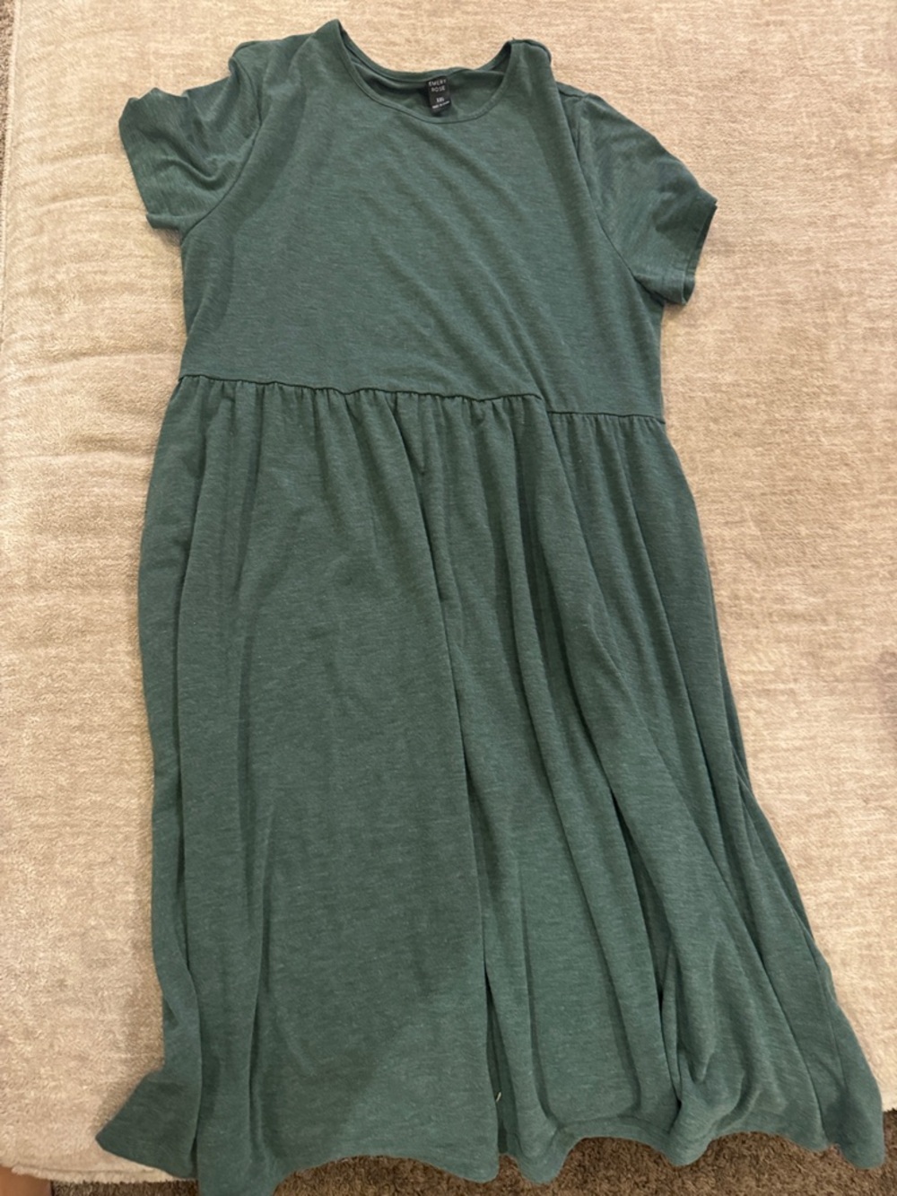 Everyday Short Sleeve Midi Dress in Forest Green